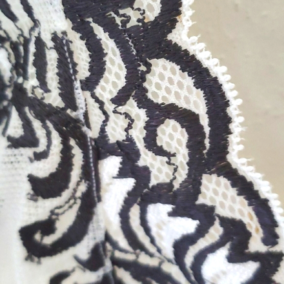 🆕️ Natori Bra - Picture 3 of 6